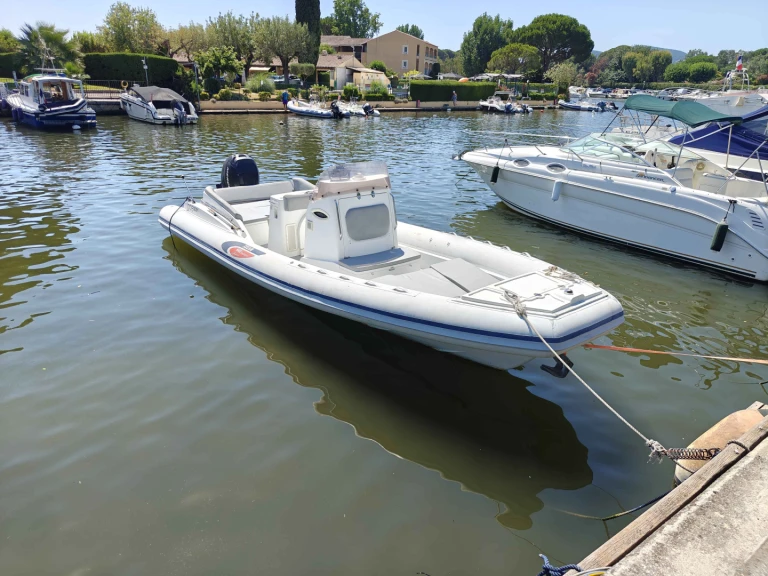 Selva Selva D840 Exclusive mieten Port de Cannes Marina