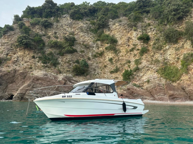 Bénéteau Antares 780 mieten Bar