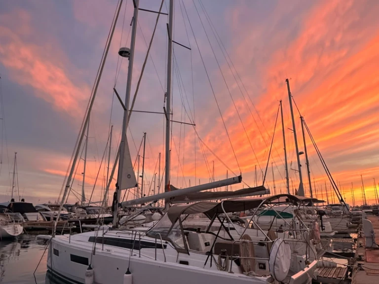 YachtCharter in Marina deportiva de Menorca - Jeanneau Sun oddysey 350 auf SamBoat