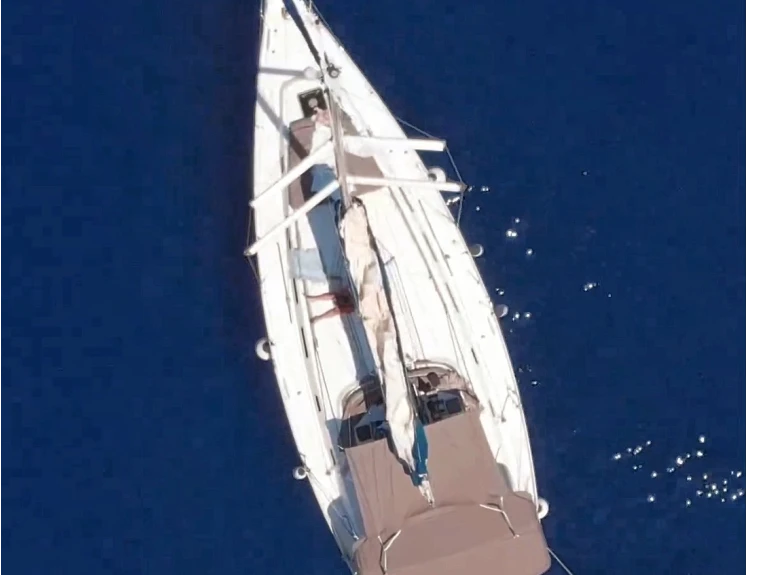 Bootsverleih Bénéteau Cyclades 43.3 Barcelona Samboat