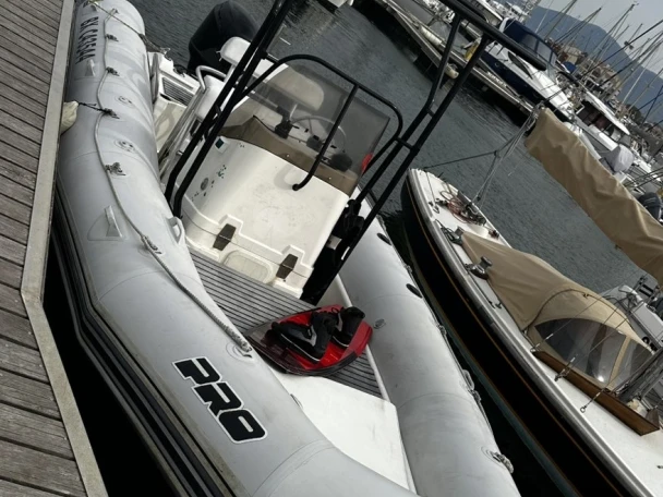 Bootsverleih Zodiac Pro 650 Saint-Cyprien Samboat