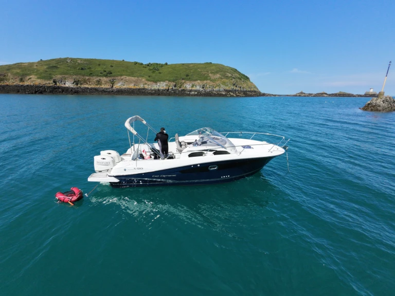 Ein Jeanneau Cap Camarat 8.5 WA mieten in Saint-Quay-Portrieux