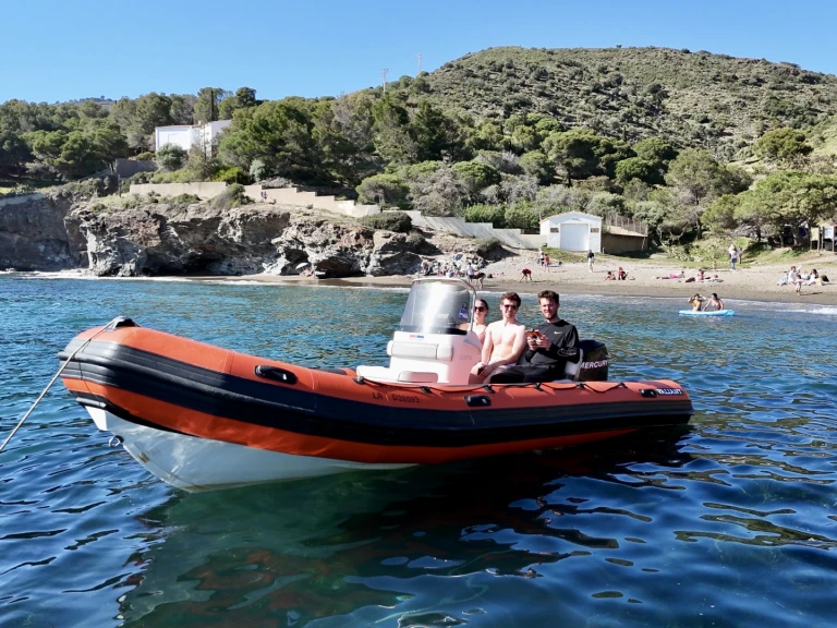 Schlauchboot mieten in Roses zum besten Preis