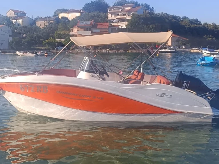 Motorboot mit oder ohne Skipper Okiboats mieten in Supetarska Draga