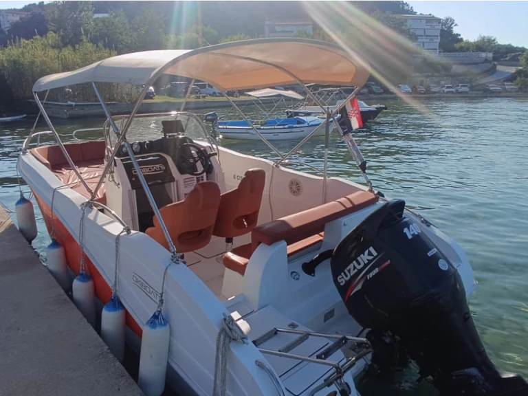 Okiboats Barracuda 545 Open mieten Supetarska Draga