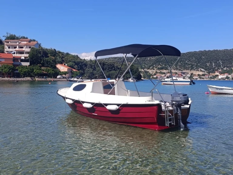 Ein Adria 500 Cabin mieten in Supetarska Draga