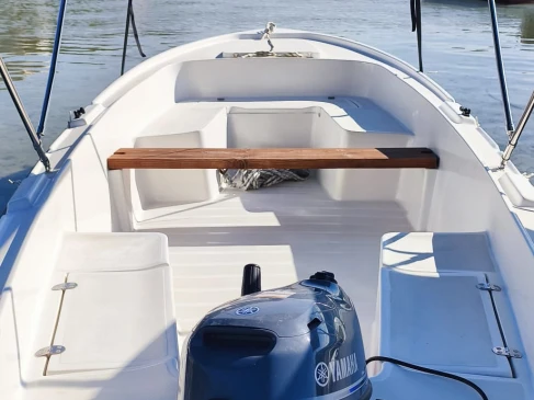 Ein Adria 500 Open mieten in Supetarska Draga