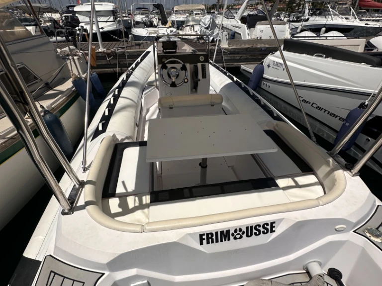 Vermietung Schlauchboot Selva mit Führerschein