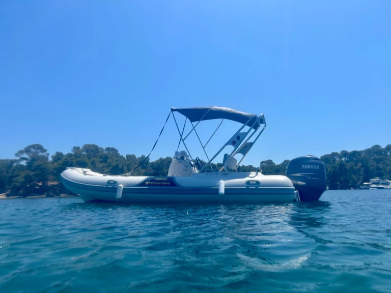 Motonautica-Vesuviana MV 570 Comfort mieten Hyères