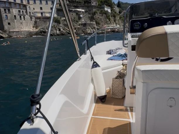 Motorboot mit oder ohne Skipper Idea Marine mieten in Salerno