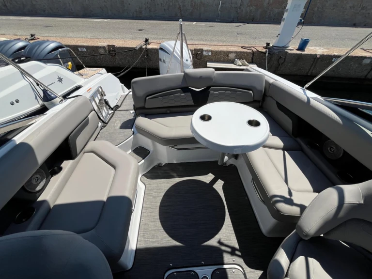 YachtCharter in Cogolin - Four Winns HD5 auf SamBoat