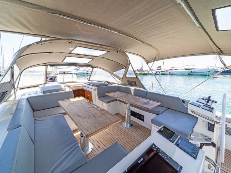 YachtCharter in Álimos - Bavaria Bavaria C57 auf SamBoat