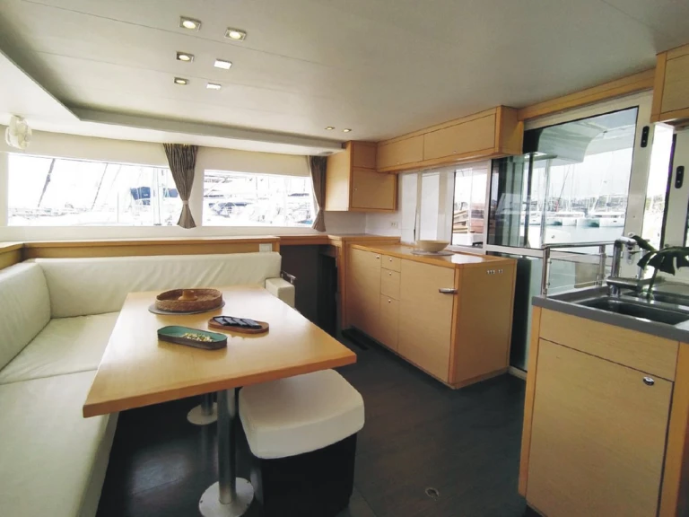 Boot mieten Álimos günstig Lagoon 450 F
