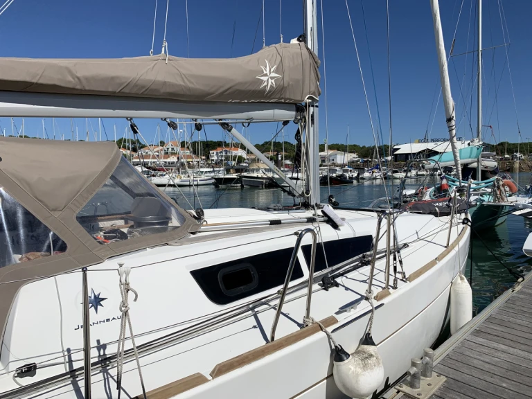 Segelboot mieten in Pornic - Jeanneau Sun Odyssey 33i