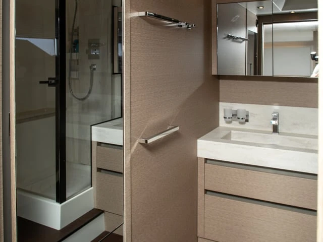 Bootsverleih Prestige 630s Cannes Samboat