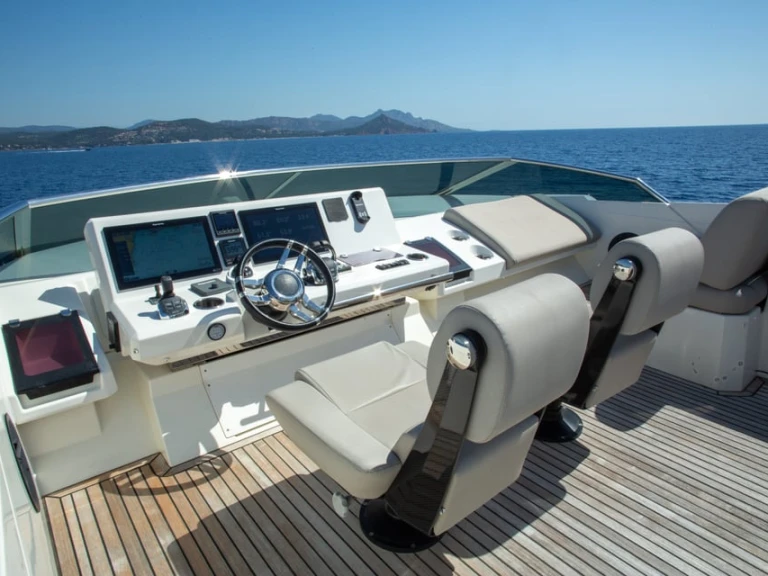 Motorboot mit oder ohne Skipper Prestige mieten in Cannes