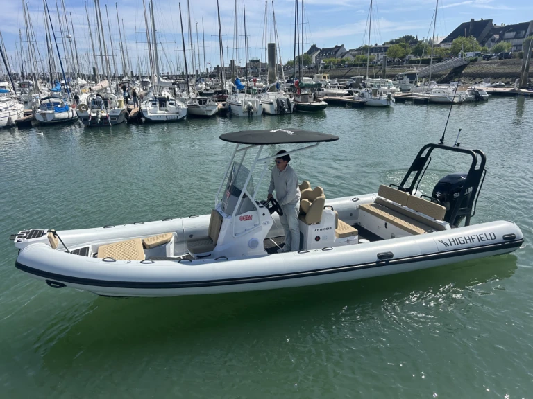 Vermietung Schlauchboot Highfield mit Führerschein