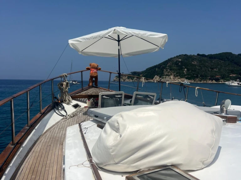 Motorboot mit oder ohne Skipper Gulet mieten in Pisa