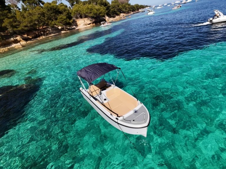 Bootsverleih Poseidon BlueWater 170 Mandelieu-la-Napoule Samboat