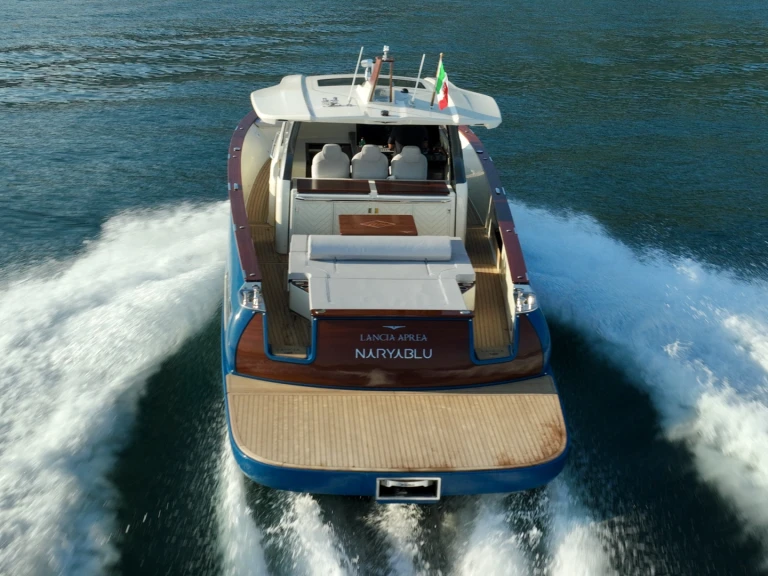 YachtCharter in Sorrent - Lancia Aprea 42 auf SamBoat