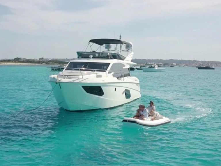 Vermietung Motorboot Absolute Yachts mit Führerschein