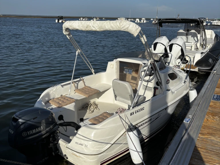 YachtCharter in Arcachon - Quicksilver Quicksilver 420 Flamingo auf SamBoat