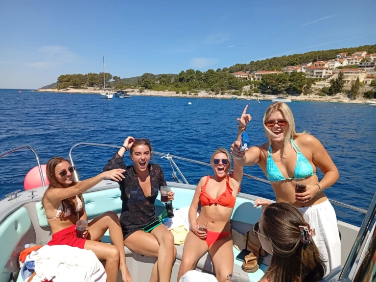 YachtCharter in Split - Jeanneau Cap Camarat 7.5 CC Style auf SamBoat