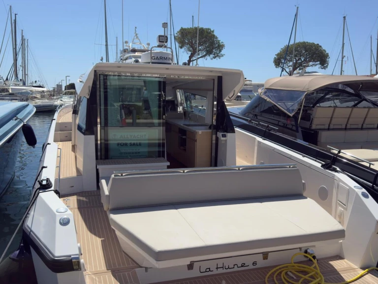 Motorboot mieten in Beaulieu-sur-Mer zum besten Preis