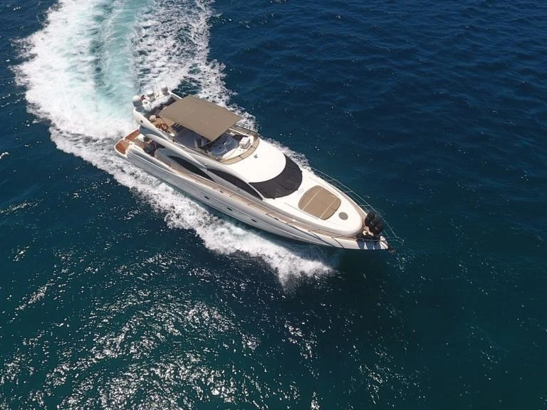 Motorboot mit oder ohne Skipper Custom Made mieten in Göcek