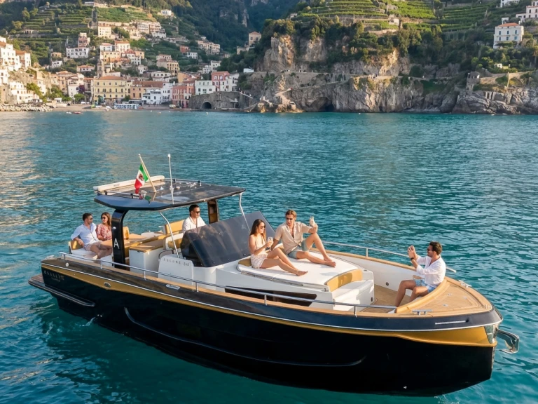Ein Allure 38 mieten in Positano