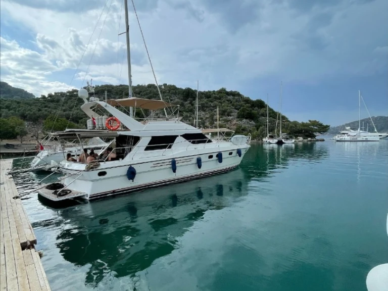 Motorboot mieten in Göcek zum besten Preis