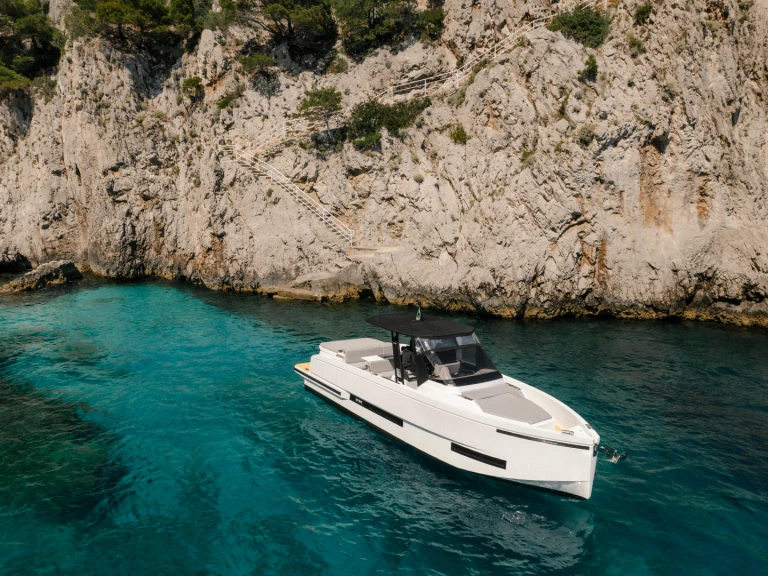 YachtCharter in Neapel - De Antonio De Antonio D32 Open auf SamBoat