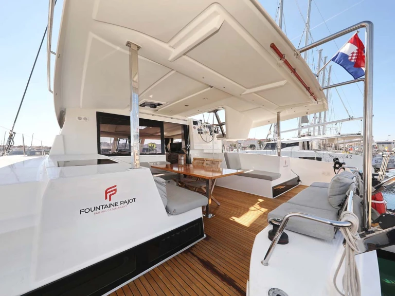 Katamaran mit oder ohne Skipper Fountaine Pajot mieten in Trogir