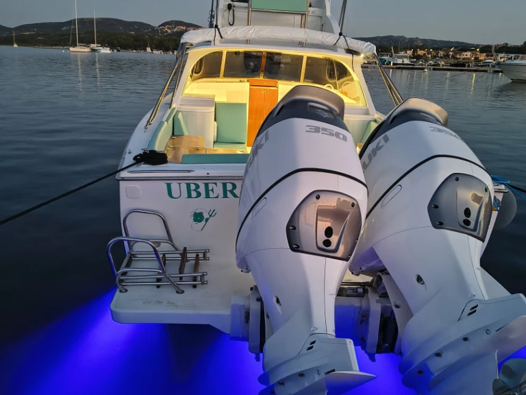 Motorboot mit oder ohne Skipper Bertram mieten in Porto Pozzo
