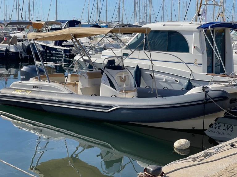 Schlauchboot mieten in Hyères zum besten Preis