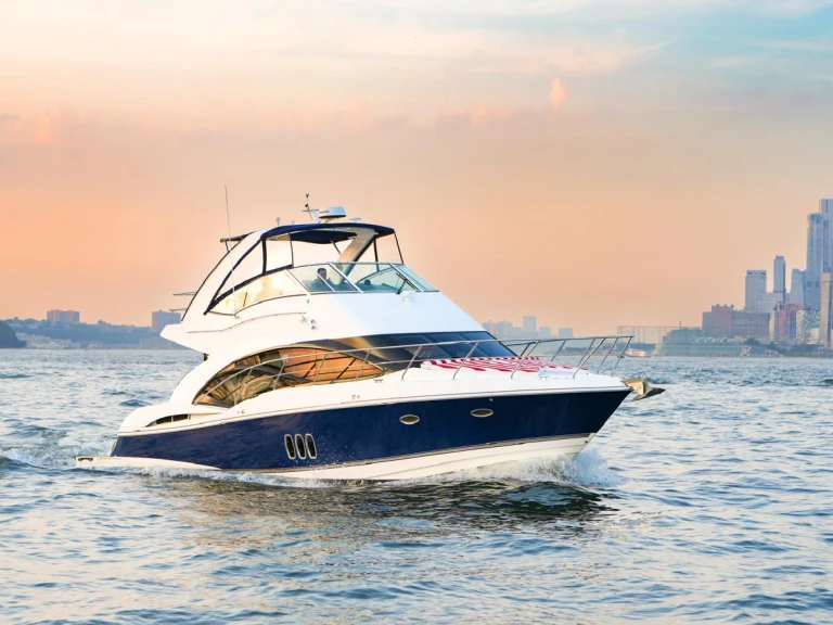 YachtCharter in New York (City) - Cruisers Yacht 447 auf SamBoat