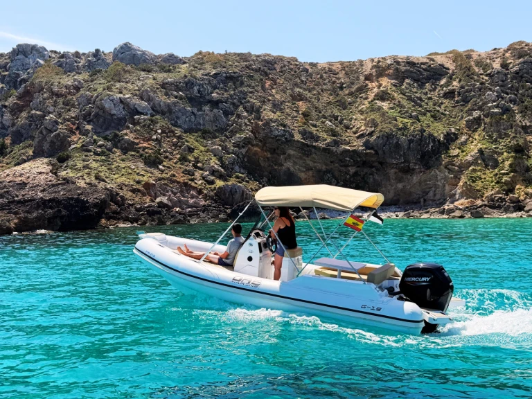 YachtCharter in Port d'Addaia (Port) - Oromarine Gravel-19 auf SamBoat