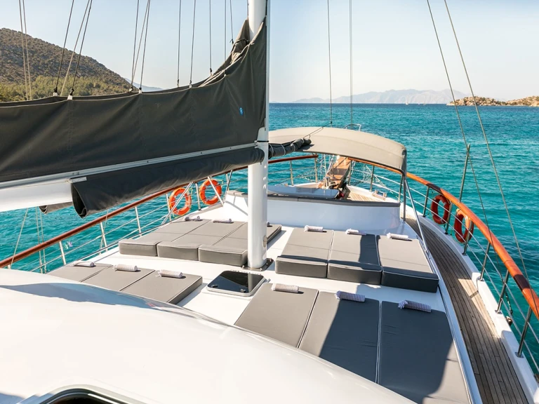 Vermietung Segelboot Custom Made mit Führerschein