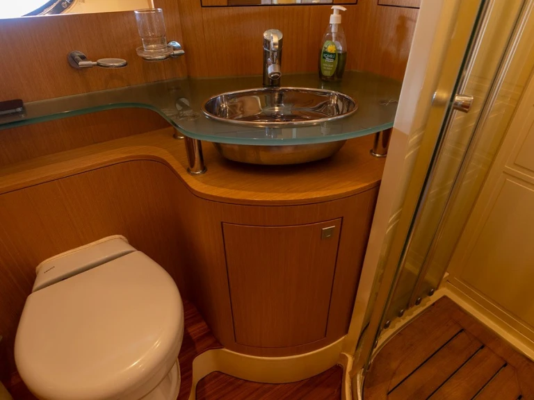 Vermietung Motorboot Custom Made mit Führerschein