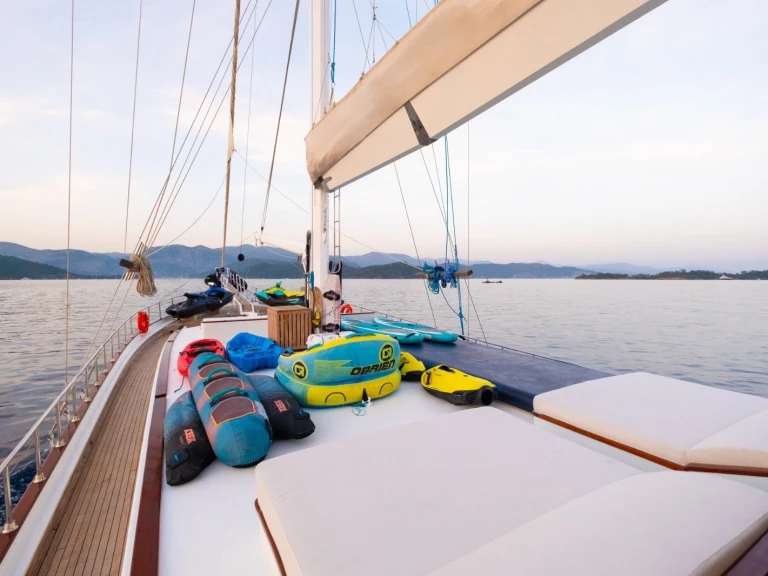 Vermietung Segelboot Custom Made mit Führerschein