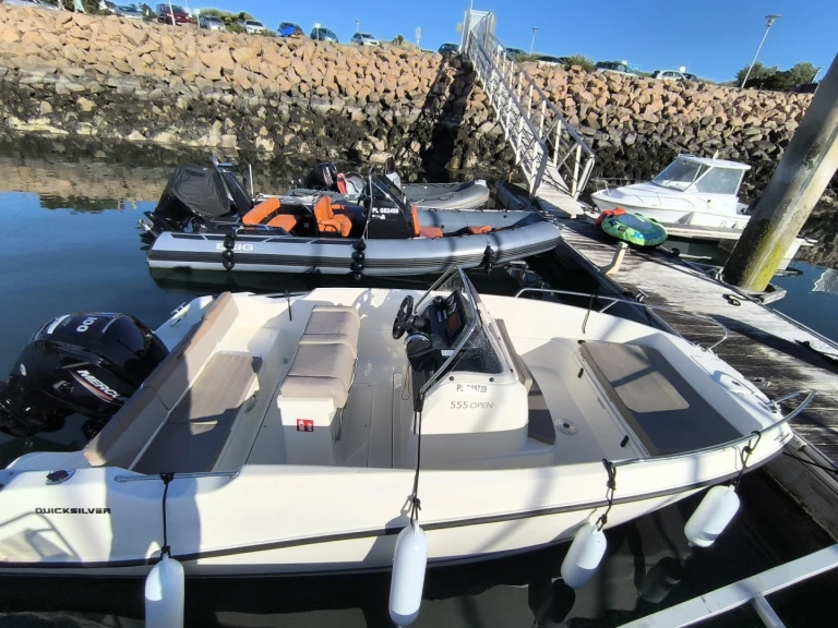 Motorboot mit oder ohne Skipper Quicksilver mieten in Trébeurden