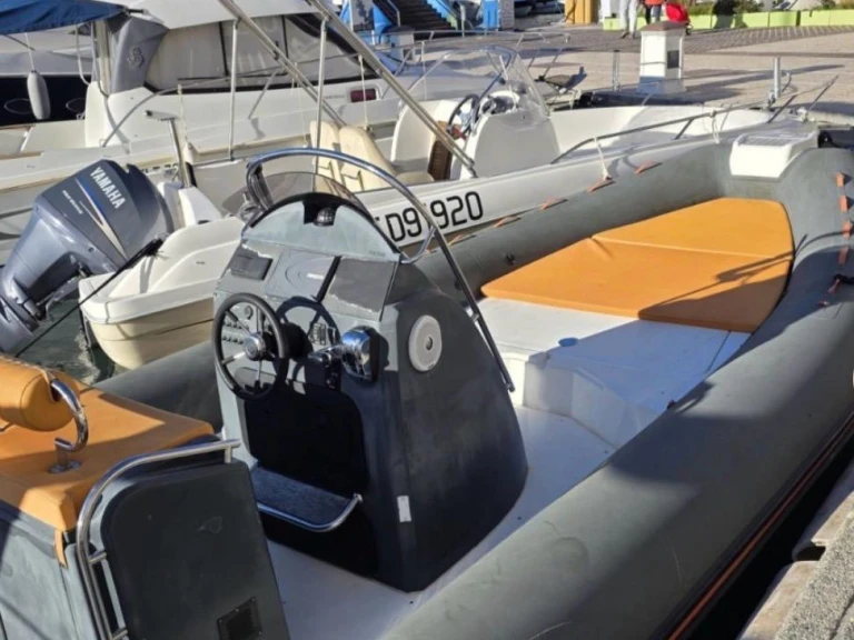 Boot mieten Mandelieu-la-Napoule günstig Wave 27