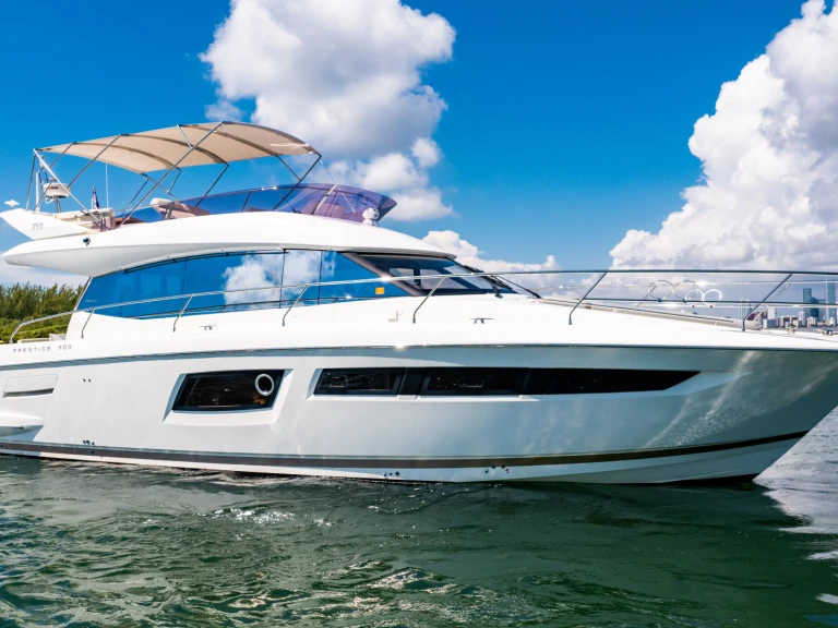 Prestige Prestige 500 Fly mieten Miami Beach