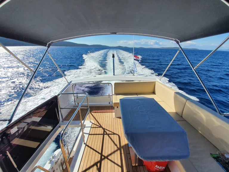 Vermietung Yacht Sealine mit Führerschein