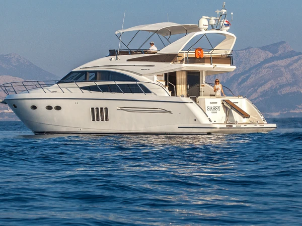 YachtCharter in Podstrana - Princess Princess 62 Fly auf SamBoat