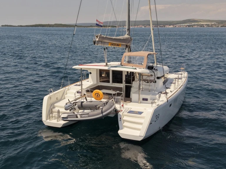 YachtCharter in Biograd na Moru - Lagoon Lagoon 39 auf SamBoat