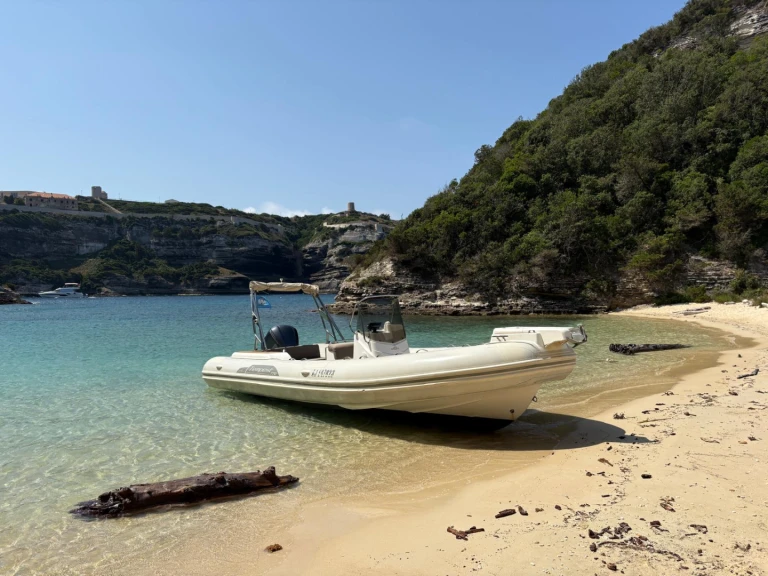 Boot mieten Bonifacio günstig Tempest 770