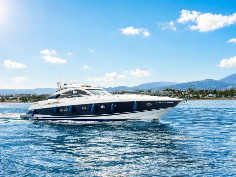 YachtCharter in Marbella - Sunseeker Predator 61 auf SamBoat