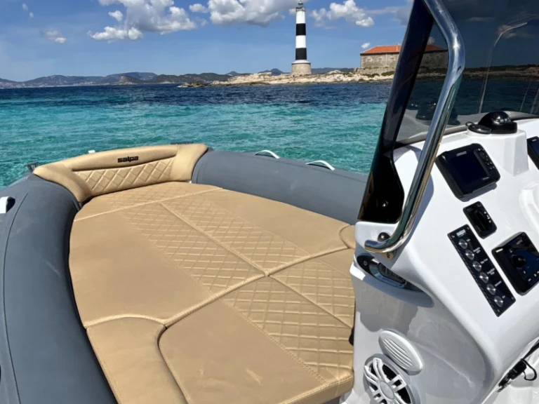Bootsverleih Zodiac-NZO 760 BAMBI Port d'Alcudia Samboat