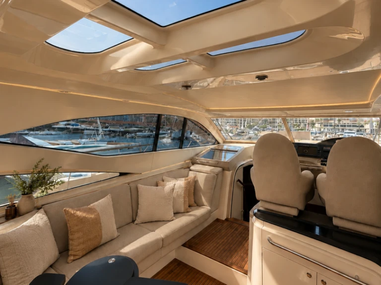 Vermietung Yacht Windy mit Führerschein